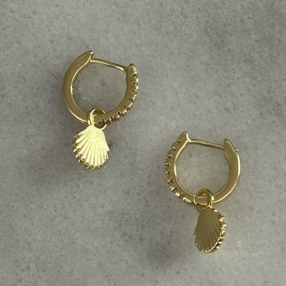 Modest Lu Jewelry - Gold Crystal Pave Sea Shell Dangle Huggie Hoop Earrings 

Brand New